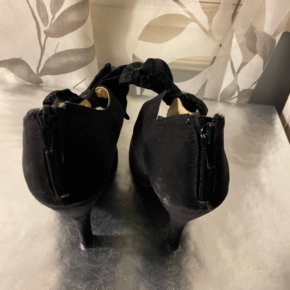 Mojo Moxy booties - Picture 3 of 6